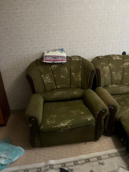 Диван бесплатно отдам