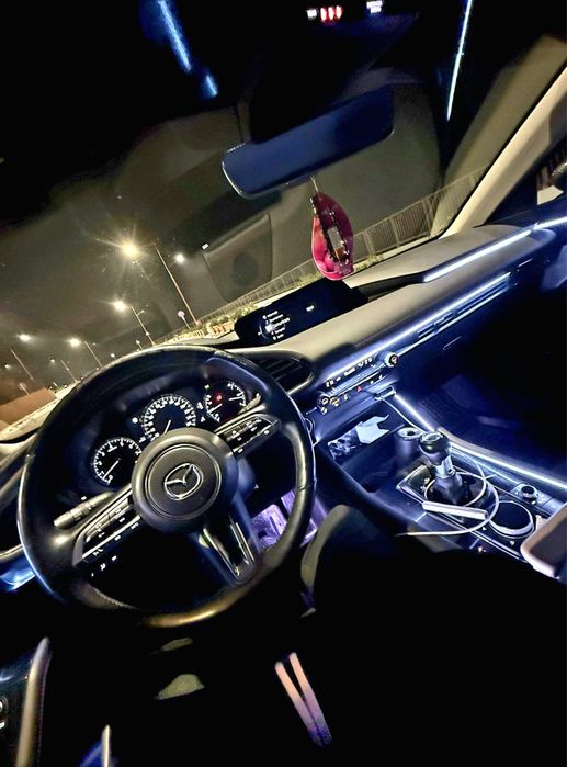 Vand Mazda 3 Sedan e-Skyactiv G122 MHEV Plus | 2019 | Stare excelentă