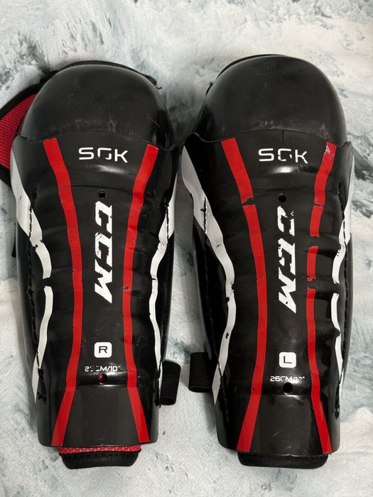 Продам хоккейную форму