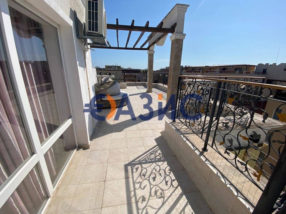 Продава се Двустаен апартамент в к.к. Слънчев бряг - 68 кв.м за 1868 €/кв.м - Снимка #10