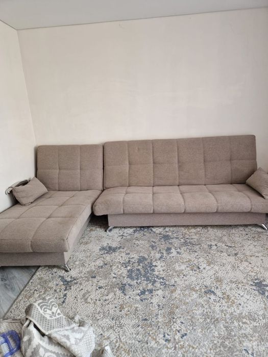 Продам диван б/у в хорошем состоянии