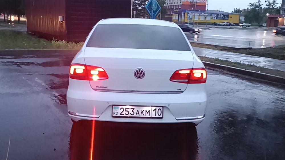 Продам Фольсваген пассат В7 срочно
