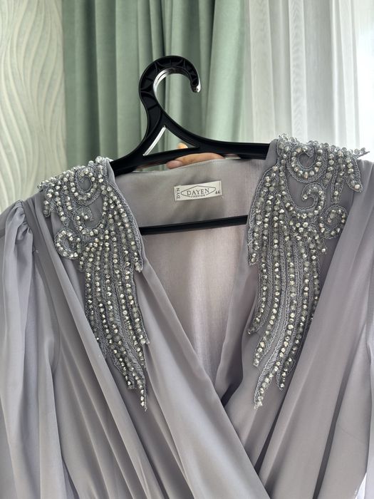 Продам вечернее красивое платье