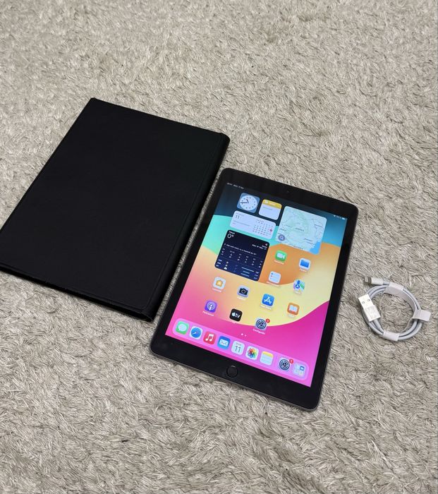 Ipad 6th gen sim | husa + cablu incarcare