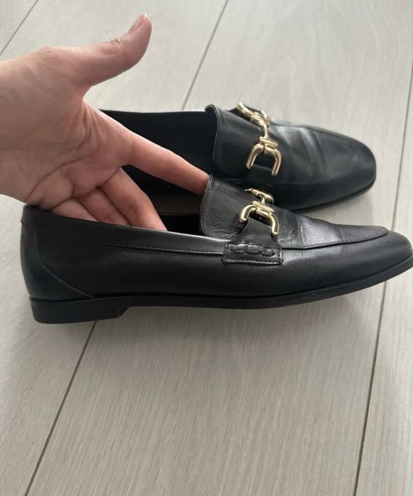 Лоферы кожаные Zara 36 размер