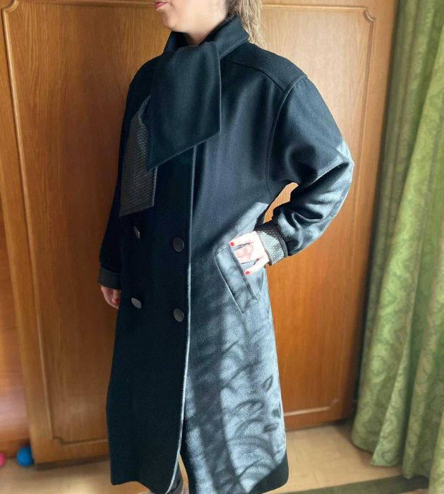 Palton/Pardesiu dama nou, negru, mărimea 46, 70% lână