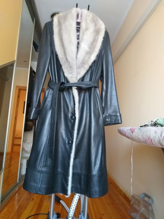Кожаное пальто женское50 разм