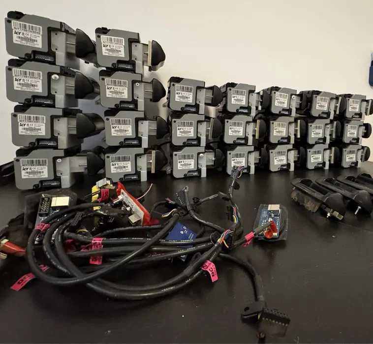 Bill acceptor ICT L83