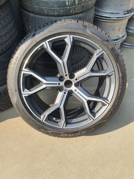 O janta Bmw X5 x6 G05,G06,pe 21 stile 741 M originala pe 20 echipata c
