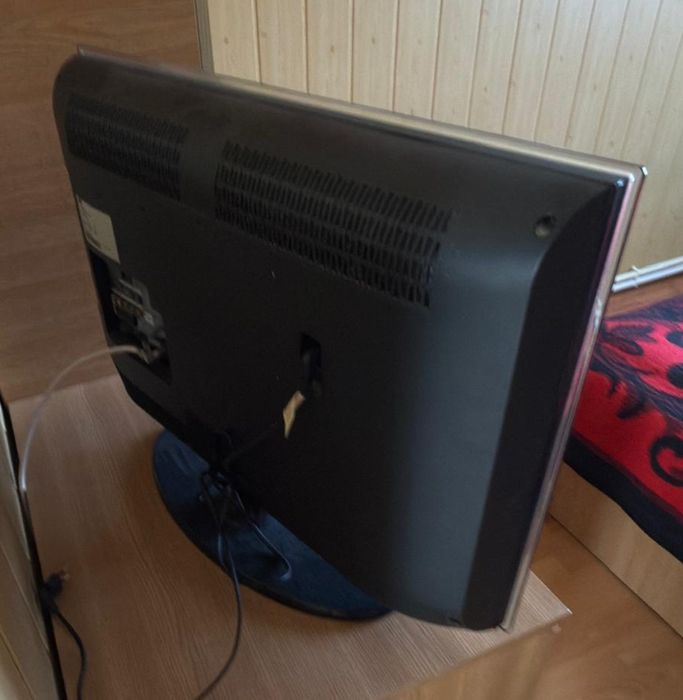 Televizor Samsung – 200 lei