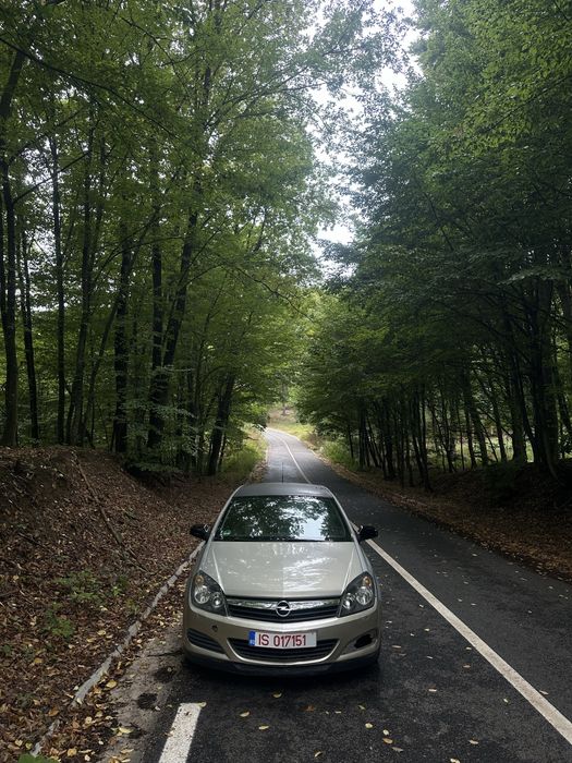 Opel astra h gtc