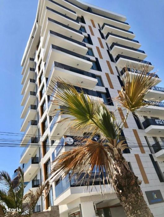 2 cam lux | zona cluburilor/opera| comis 0 |250m de plaja | investitie