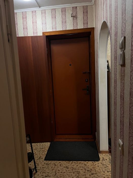 Сдам 1 ком кв  в центре