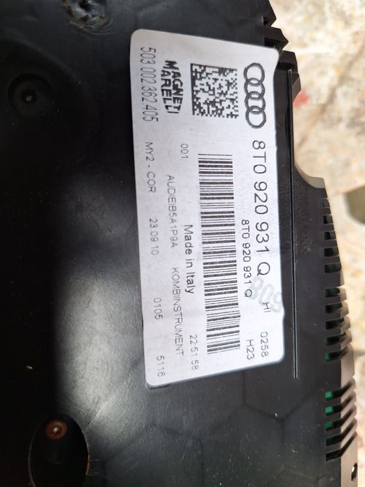 Ceasuri bord Audi A5 km cod 8T0 920 931 Q
