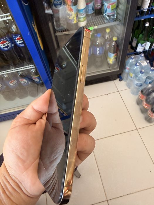 Iphone 12 pro max sotiladi
