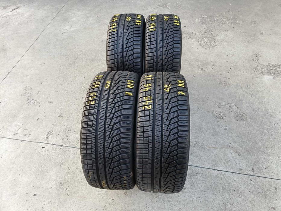 Set 4 anvelope iarna 245 45 18 hankook winter I*cept profil de 7 si 7,8 mm