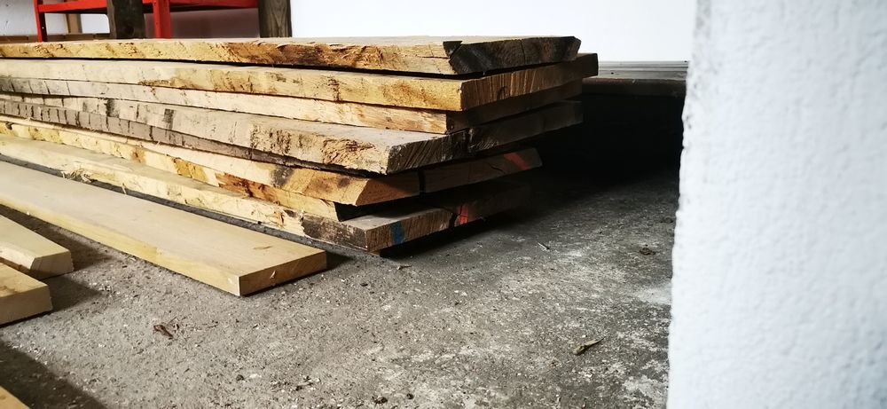 Cherestea stejar 25mm și dulapi frasin 50mm