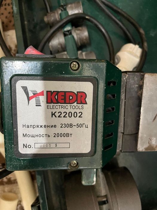 Паяльник фирмы Kedr 2000 Вт