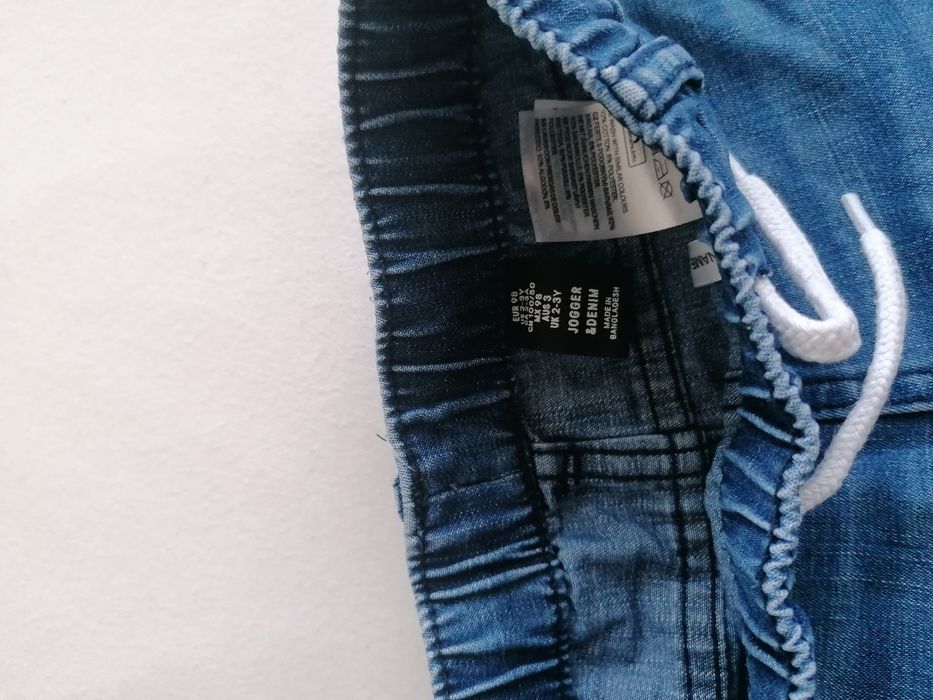 Детски дънки и панталони 6-9м., 9-12м.,12-18м.,2-3г.