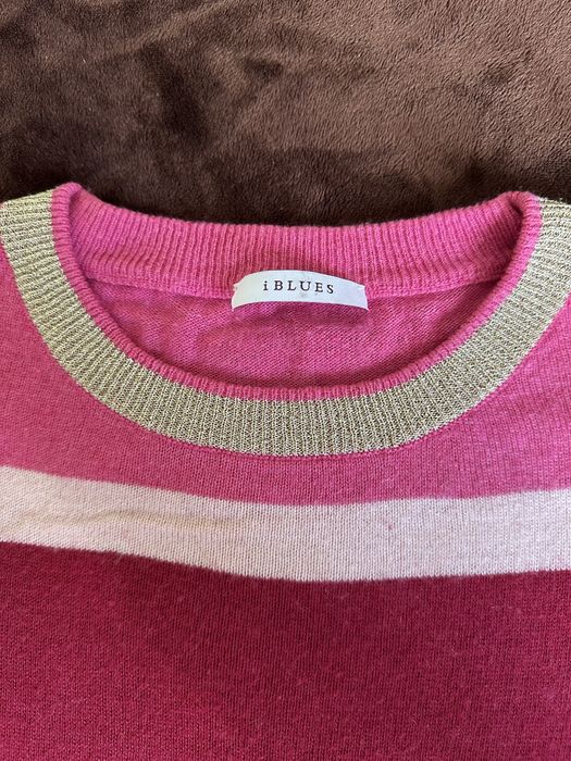 iBlues Max Mara Пуловер + подарък Max&Co черна къса пола