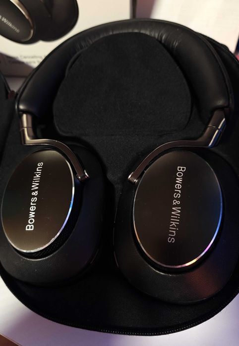 Bowers & Wilkins Px8 Слушалки / Като Нови / Пълен Комплект