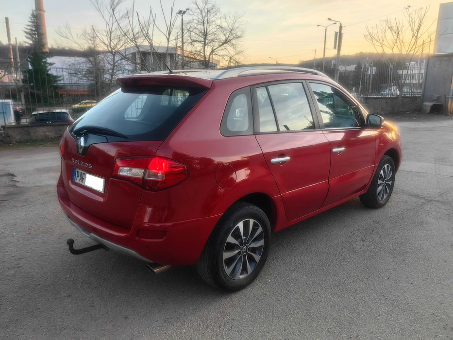Renault Koleos 2.5 i бензин 4х4