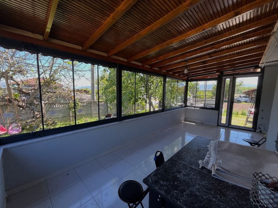 Безпрофилно Остъкляване