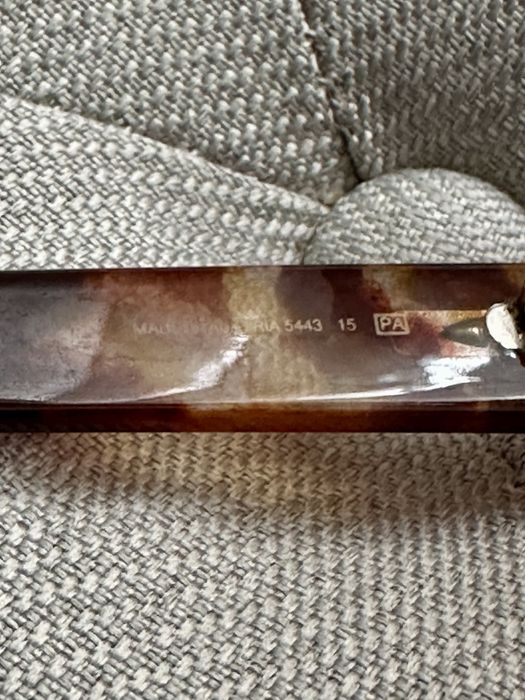 Ochelari de soare Carrera impecabili 250 lei