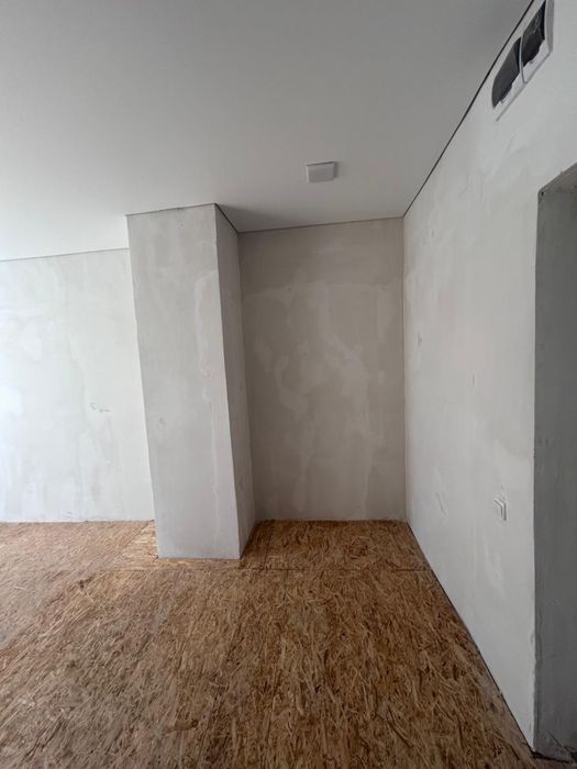 Продам  2х комнатную квартиру