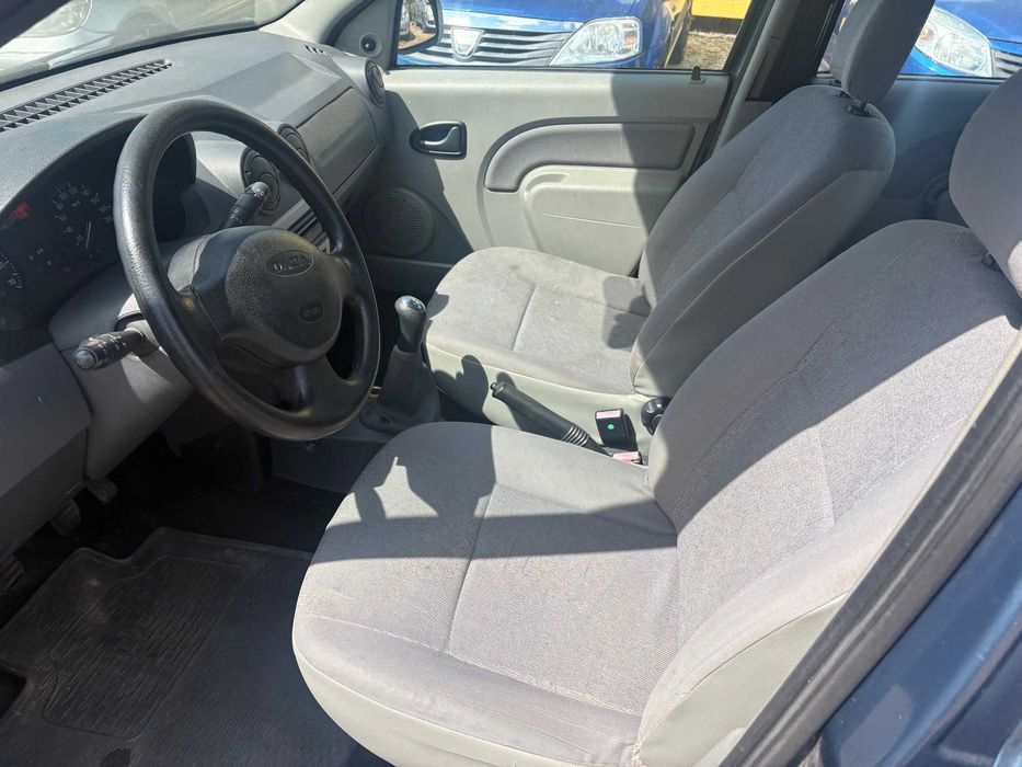 Dacia Logan MCV .7 locuri . 1,6 mpi