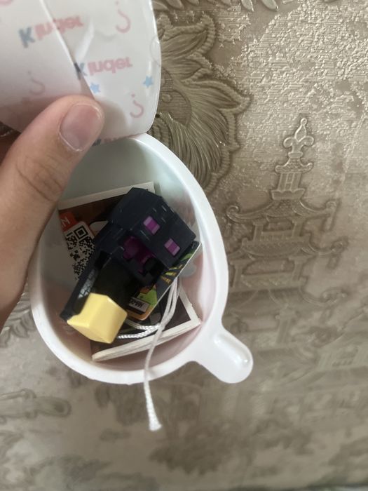 Красивые,модные, еще новые