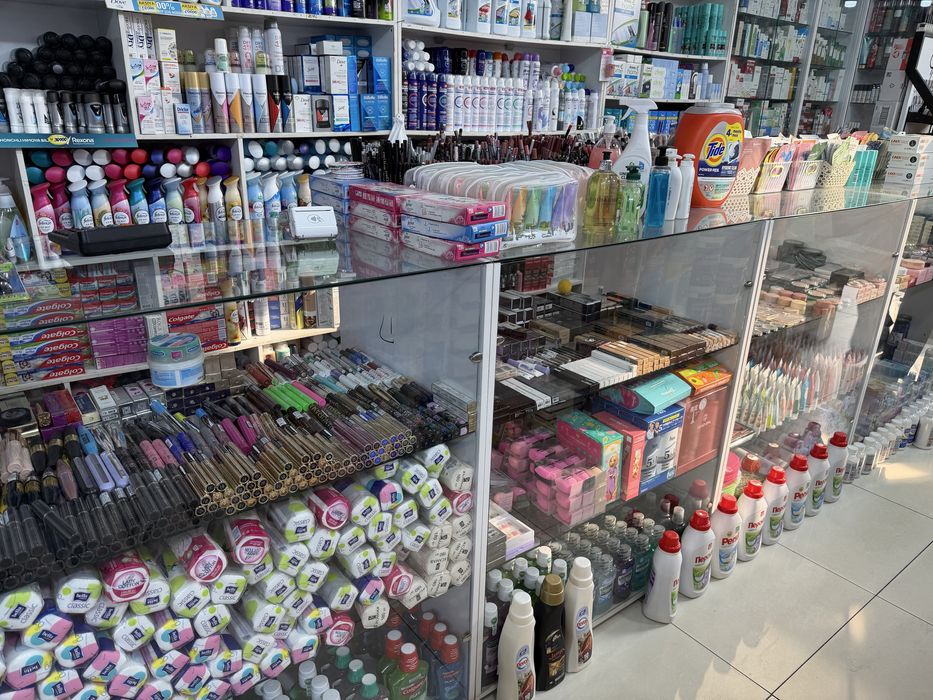 Дукон учун стелаж сотилади