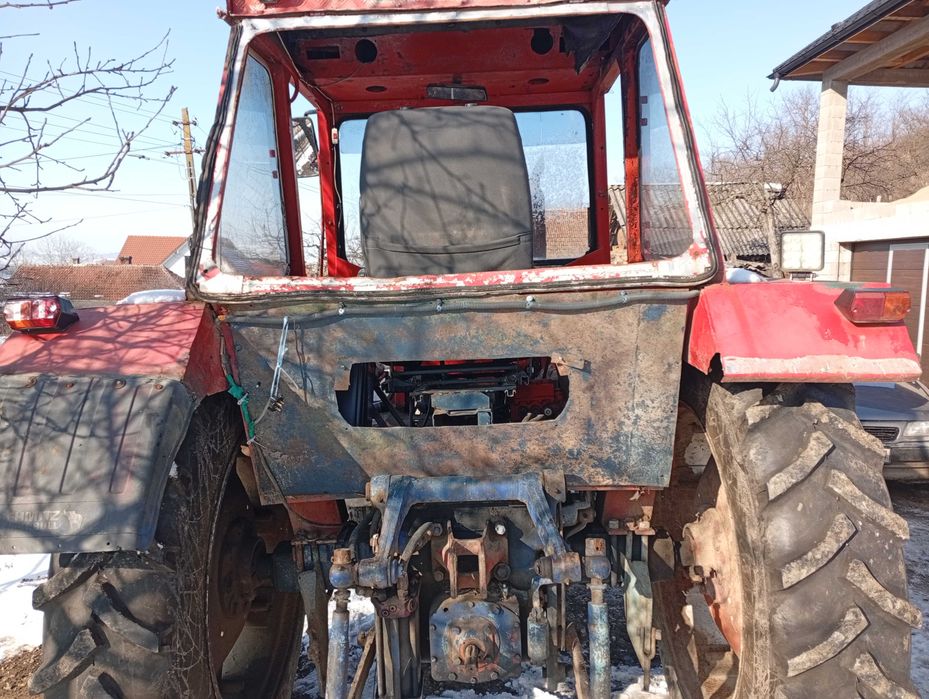 Vând tractor U650