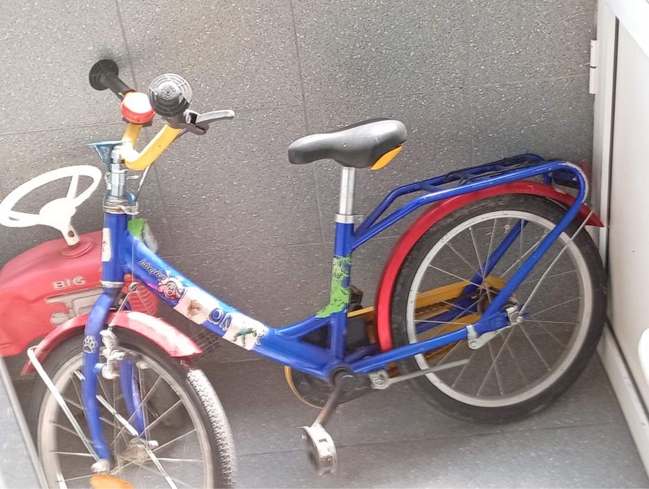 Продавам детско колело