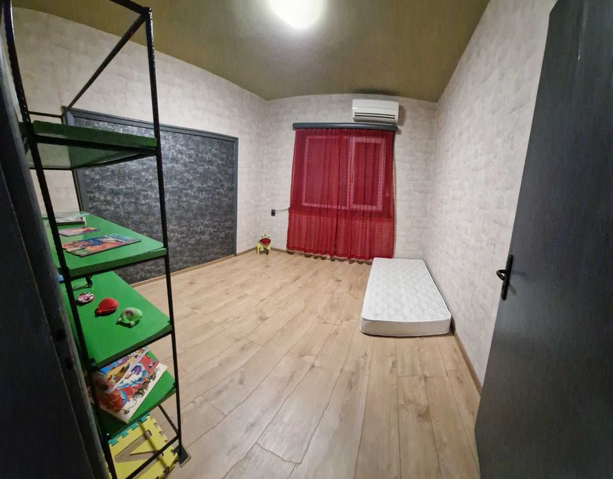 Продава се Етаж от къща в Добрич, Център - 131 кв.м за 1420 €/кв.м - Снимка #10