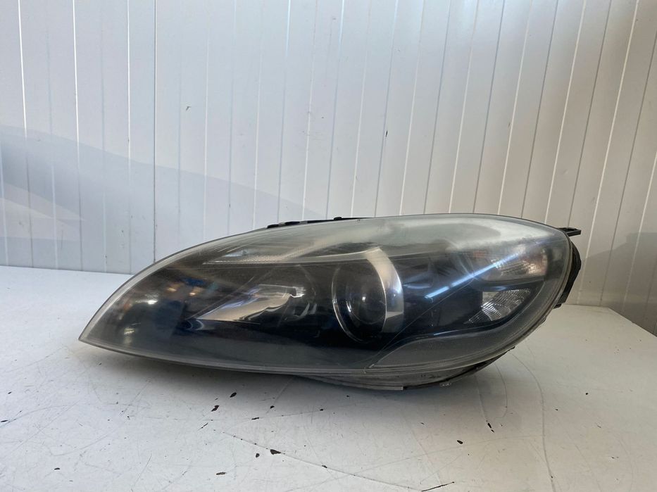 Far stanga xenon RHD Volvo V40 31420009