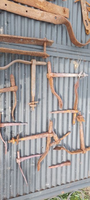 Balale antice vechi fier forjat