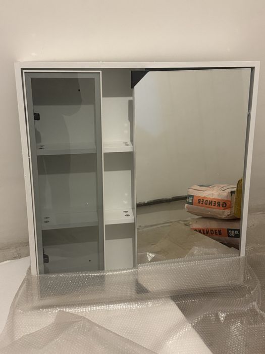 Зеркало для ванной Новая