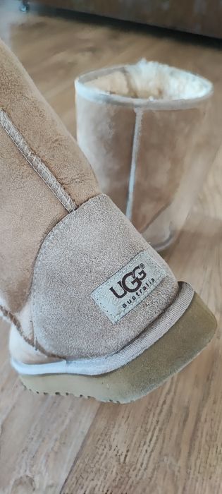 Cizme UGG mărimea 38