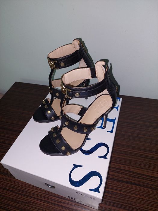 Sandale Guess NOI (din piele)