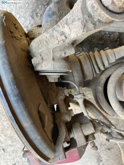 Fuzeta Dreapta Spate cu Rulment si Senzor ABS Volvo XC90 2.4 D 2002 - 2014 [C6648]