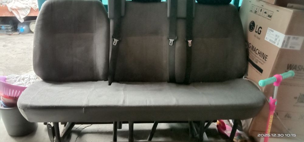 Сиденье автомобильное