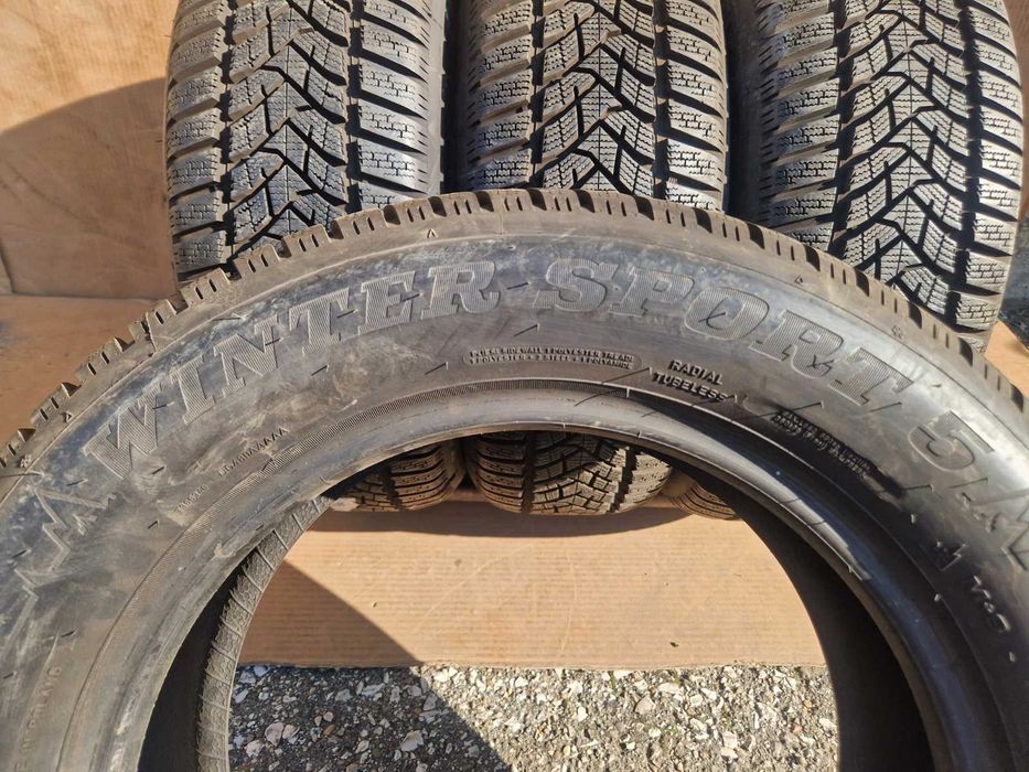 4 Dunlop R16 215/60
Зимни гуми 
DOT3220
