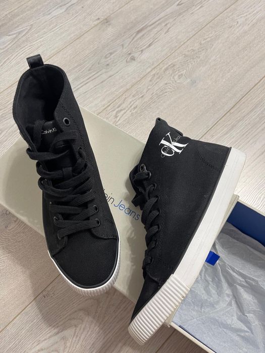 Sneakeri noi Calvin Klein 38