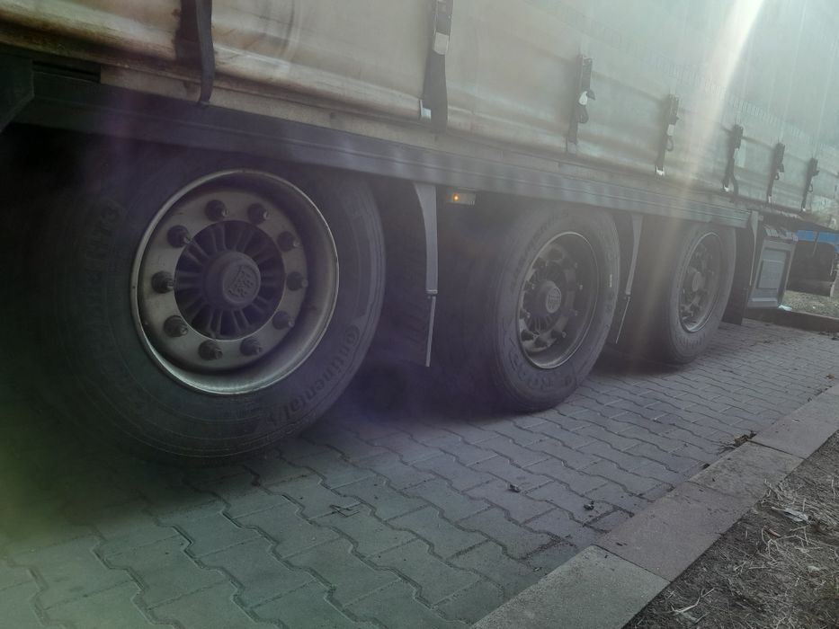 Vand cuplaj mega :  cap tractor volvo si semiremorca krone