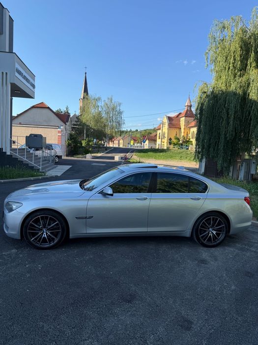 BMW 7 Series 2012 — imagine 4