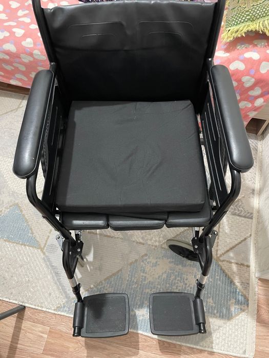 Инвалидная коляска