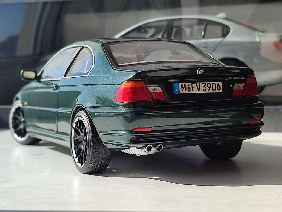 Колекционерска модел BMW E46 328i Kyosho 1/18