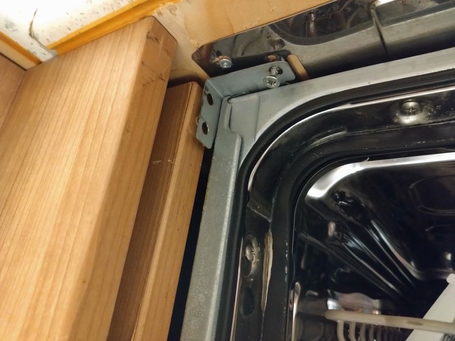 Съдомиялна машина AEG