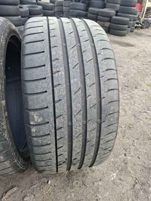 Vand 2 anvelope 265 35 18 continental de vara bune